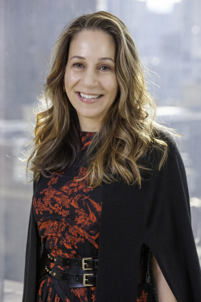 5thAveFinancialChristinaMantzaris90Park18Dec2024GMorris 1161ReTouched Fifth Avenue Financial